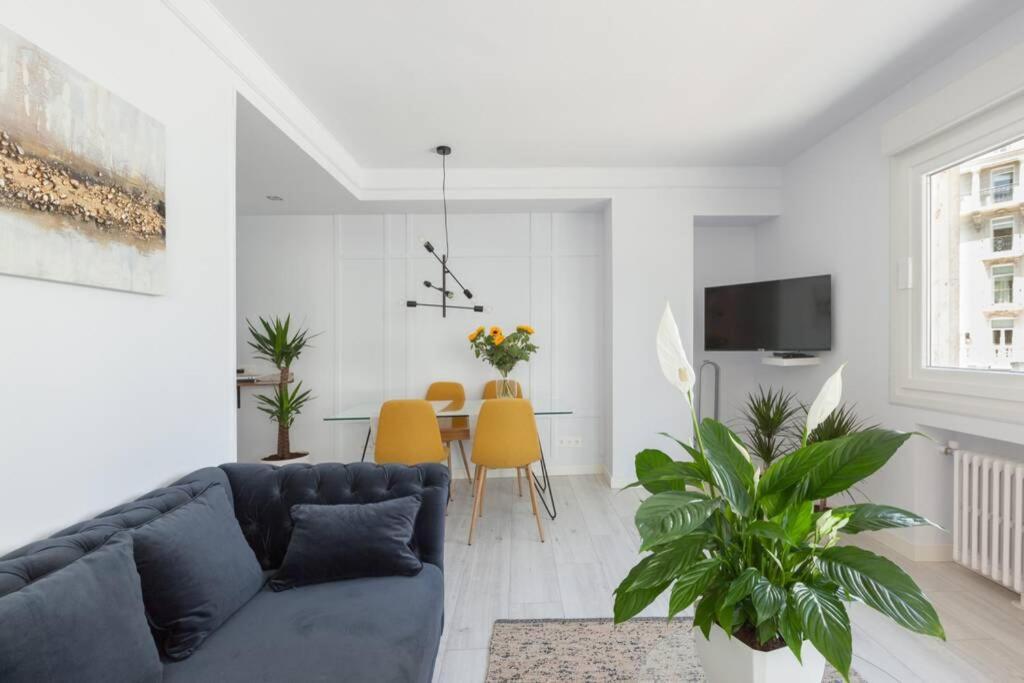 New Gorgeous Central Apartment - Beachfront - 3 Bd 圣塞瓦斯蒂安 外观 照片