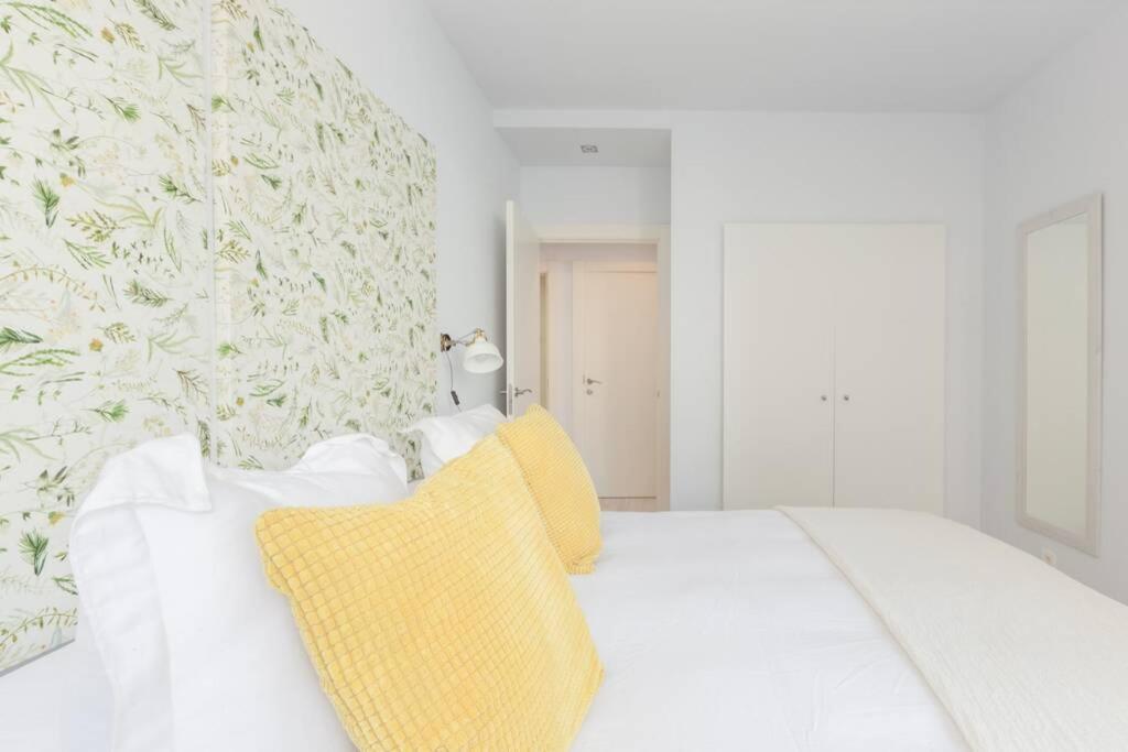 New Gorgeous Central Apartment - Beachfront - 3 Bd 圣塞瓦斯蒂安 外观 照片