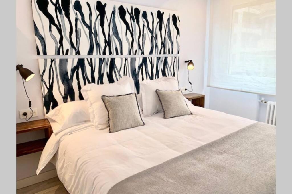 New Gorgeous Central Apartment - Beachfront - 3 Bd 圣塞瓦斯蒂安 外观 照片