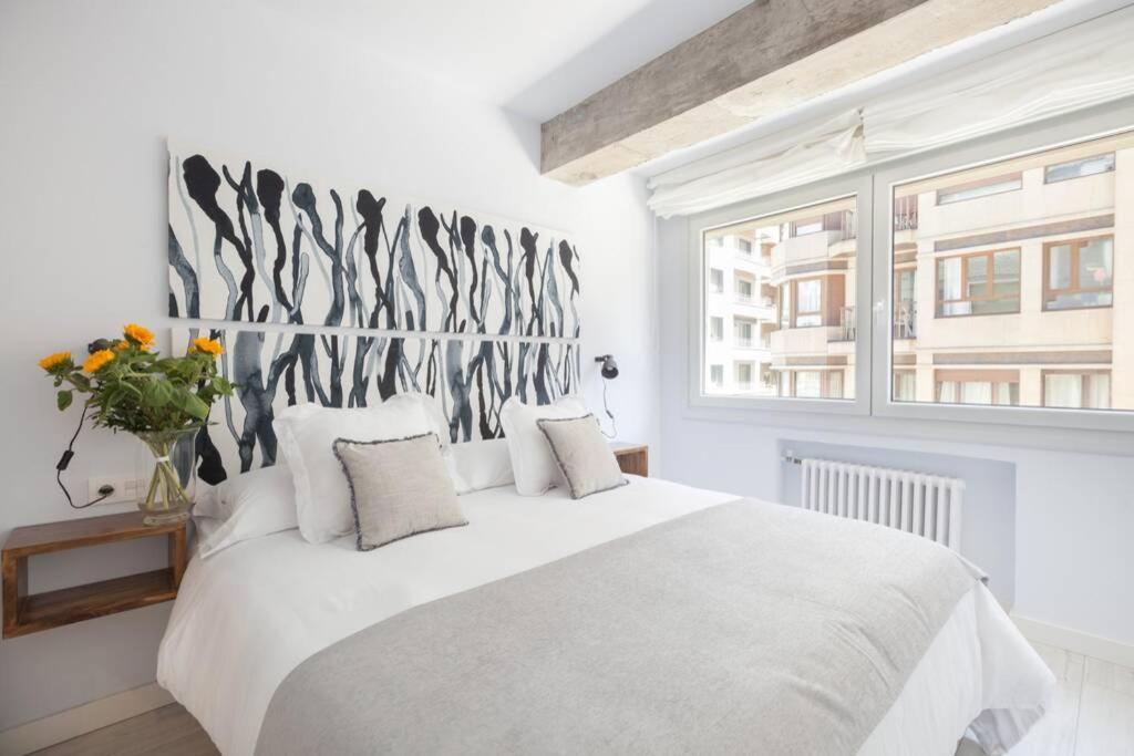 New Gorgeous Central Apartment - Beachfront - 3 Bd 圣塞瓦斯蒂安 外观 照片