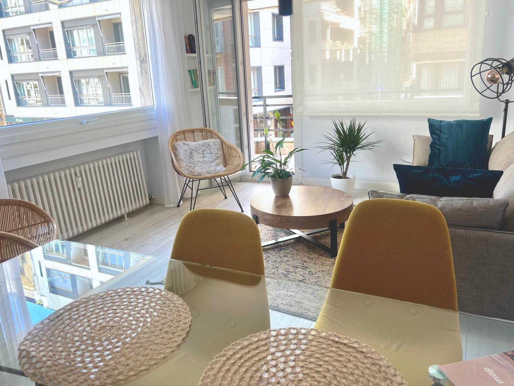 New Gorgeous Central Apartment - Beachfront - 3 Bd 圣塞瓦斯蒂安 外观 照片